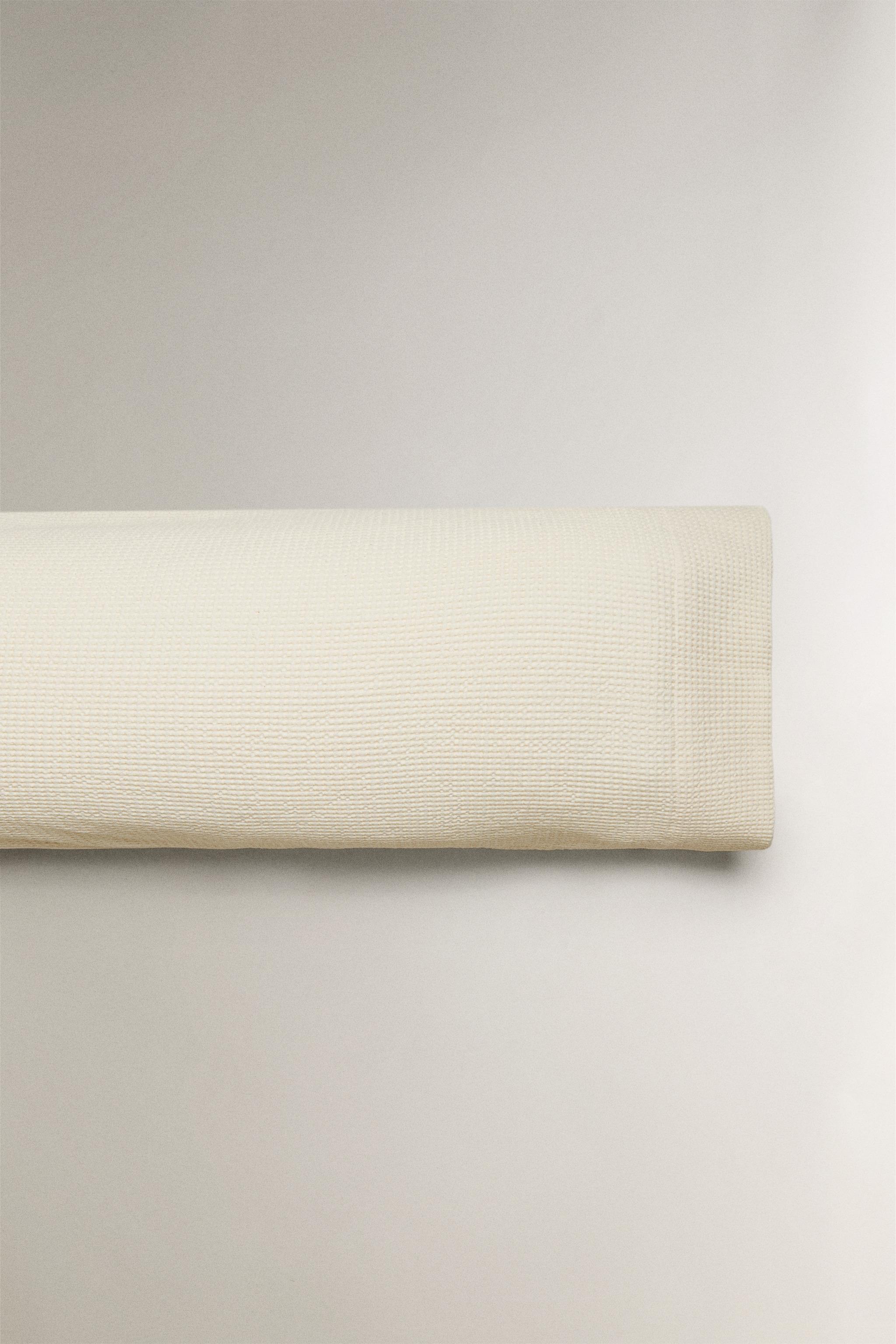 MINI WAFFLE-KNIT COTTON PILLOWCASE